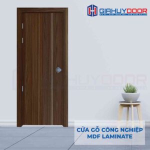 Cửa gỗ công nghiệp MDF Laminate P1R111